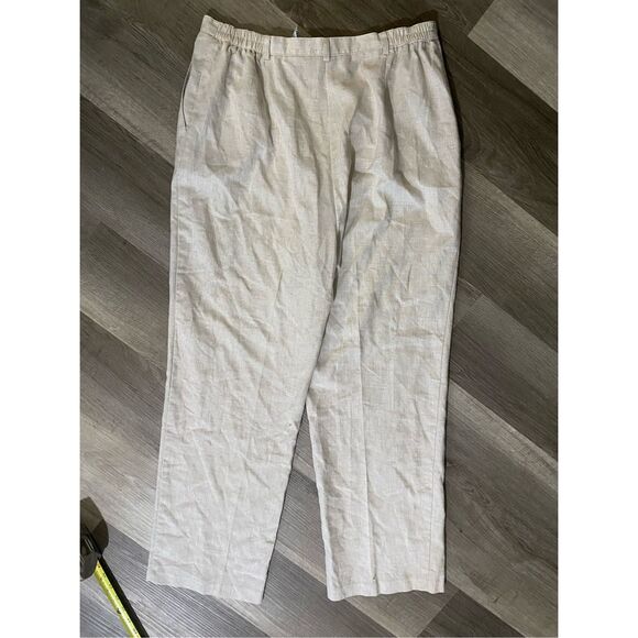 Sag Harbor Light Khaki Linen Pants, Straight Leg, Size 12P - Picture 7 of 7